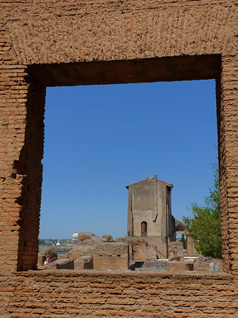 Fotos Fenster im Domus Augustana | Rom