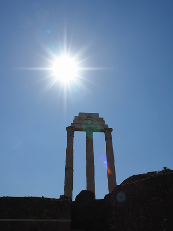 Foto Dioskurentempel mit Sonne