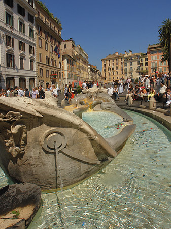 Fotos Schiff im Barcaccia Brunnen | Rom