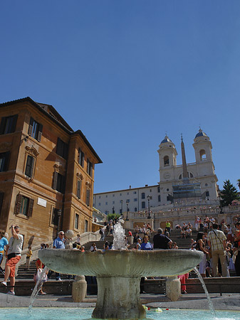 Fotos Kirche und der Barcaccia Brunnen