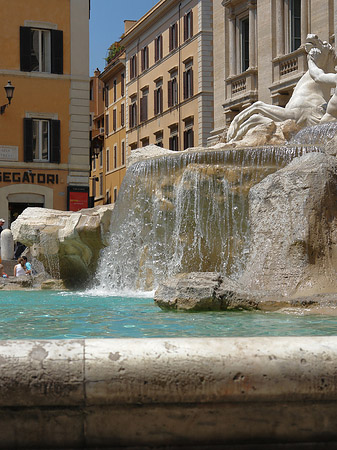 Fotos Statuen am Trevibrunnen