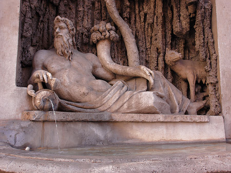 Foto Statuen in der Altstadt