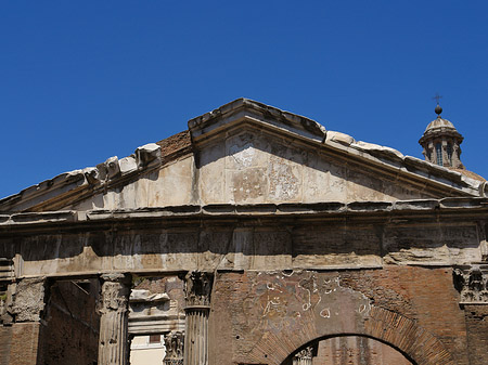 Fotos Dach der San Angelo in Pescheria | Rom