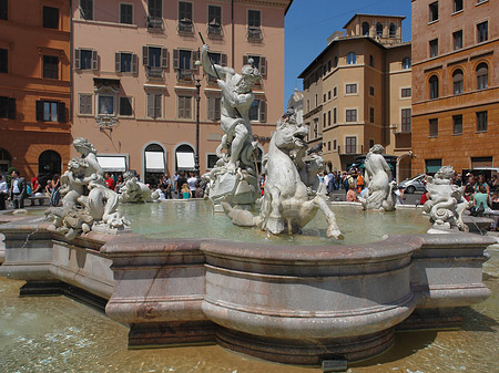 Neptunbrunnen Fotos