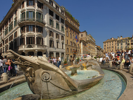 Foto Schiff im Barcaccia Brunnen - Rom