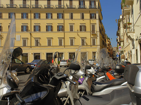 Fotos Mofas an der Piazza di Spagna | Rom